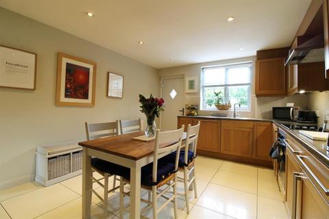 34 Cambridge Drive, Otley, LS21 1DD