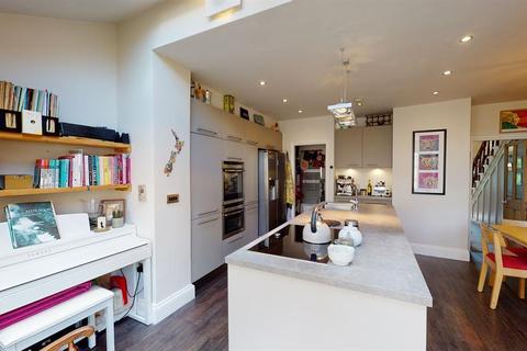 26 Gargrave Road, Skipton, BD23 1QJ