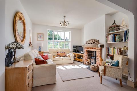 Garden Cottage Shrewley Common, Shrewley, Warwick, CV35 7AZ