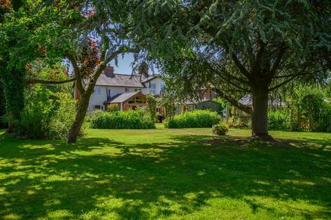 Garden Cottage Shrewley Common, Shrewley, Warwick, CV35 7AZ