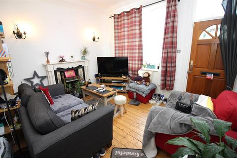 32 Cross Green, Otley, LS21 1HD