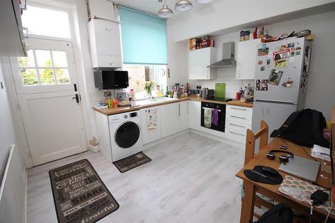 32 Cross Green, Otley, LS21 1HD