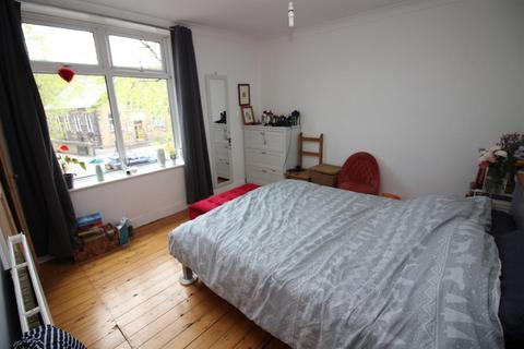 32 Cross Green, Otley, LS21 1HD