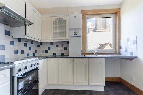 8 Parkgate, Rosyth, Dunfermline, KY11 2JW