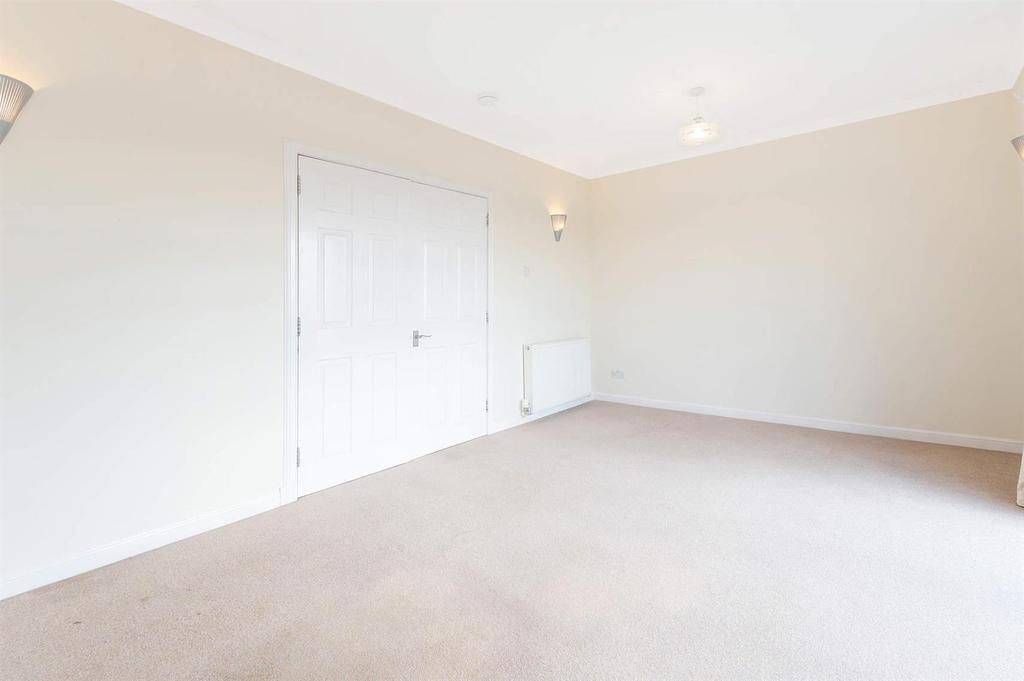 Flat 5, 73 Priory Lane, Dunfermline... 2 bed flat £150,000