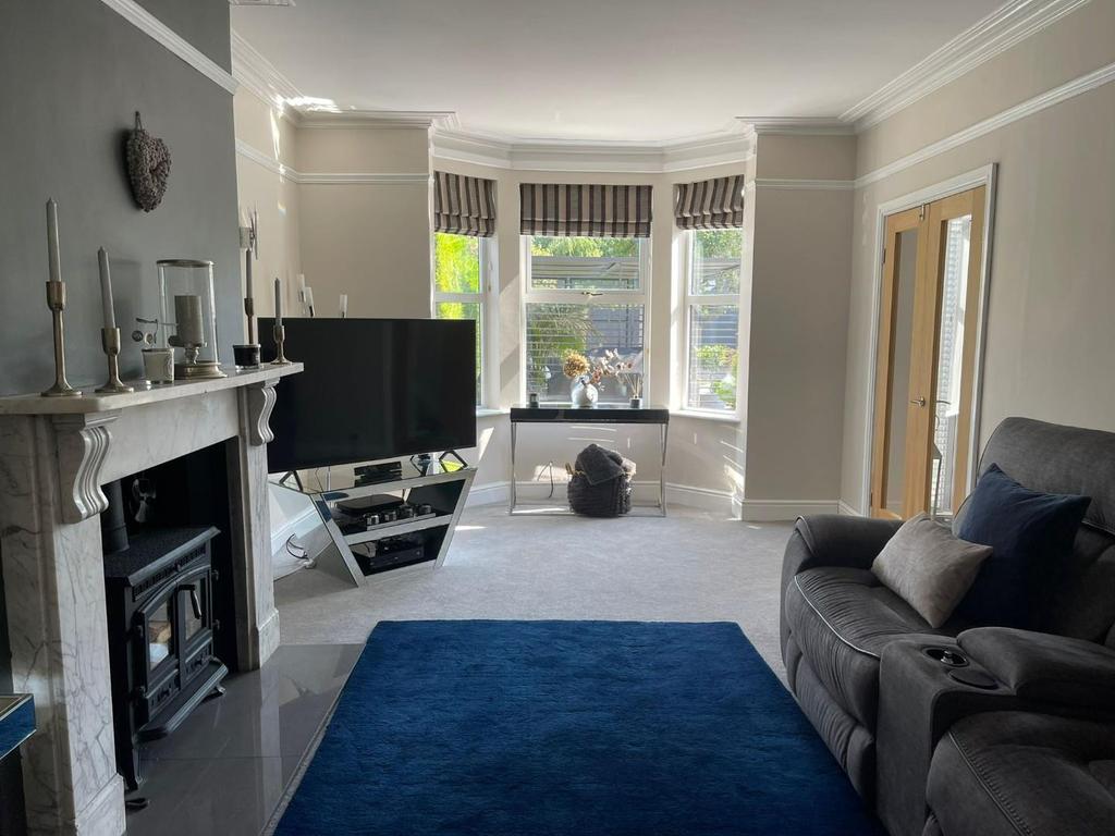 Main Street, Hayton, Retford, DN22 9LF 4 bed semidetached house £495,000
