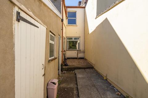 48 Freemantle Road, Bristol, BS5 6SX