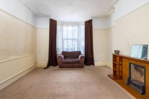48 Freemantle Road, Bristol, BS5 6SX