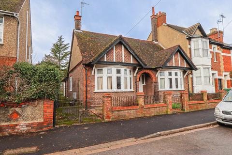 14 Albany Road, Leighton Buzzard, LU7 1NS
