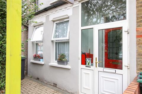 3 bedroom terraced house for sale - Norman Avenue, London