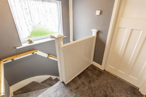 70 Beech Avenue, Beeston, Nottingham, NG9 1QD