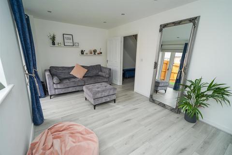 16 Bacchus Gardens, Leighton Buzzard, LU7 9SA