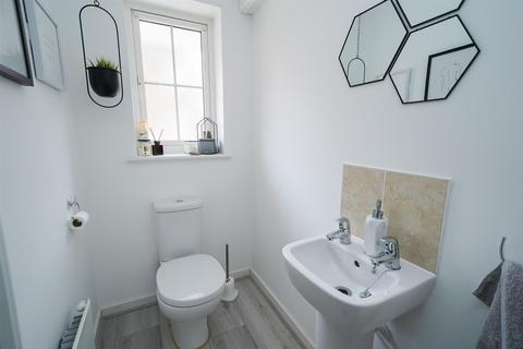 16 Bacchus Gardens, Leighton Buzzard, LU7 9SA