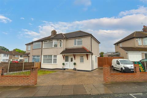 71 Radnor Avenue, Welling, DA16 2BZ