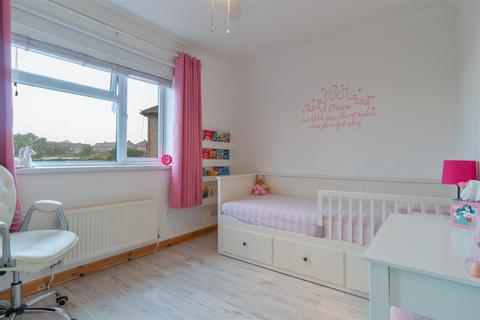 71 Radnor Avenue, Welling, DA16 2BZ