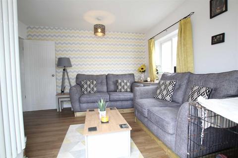 28 Aled Gardens, Kinmel Bay, Rhyl, LL18 5NG