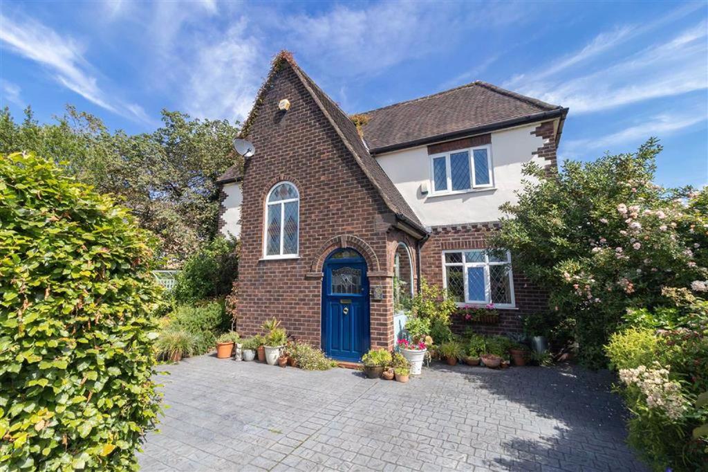 Edge Lane, Chorlton, Manchester, M21 4 bed detached house £795,000