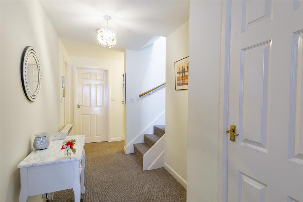 First Floor Landing 24a