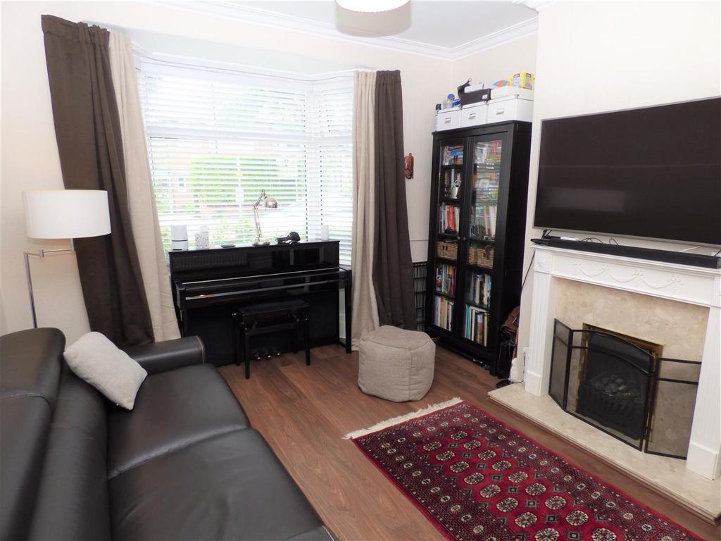 Hawkeys Lane, North Shields 3 bed semidetached house for sale £249,950