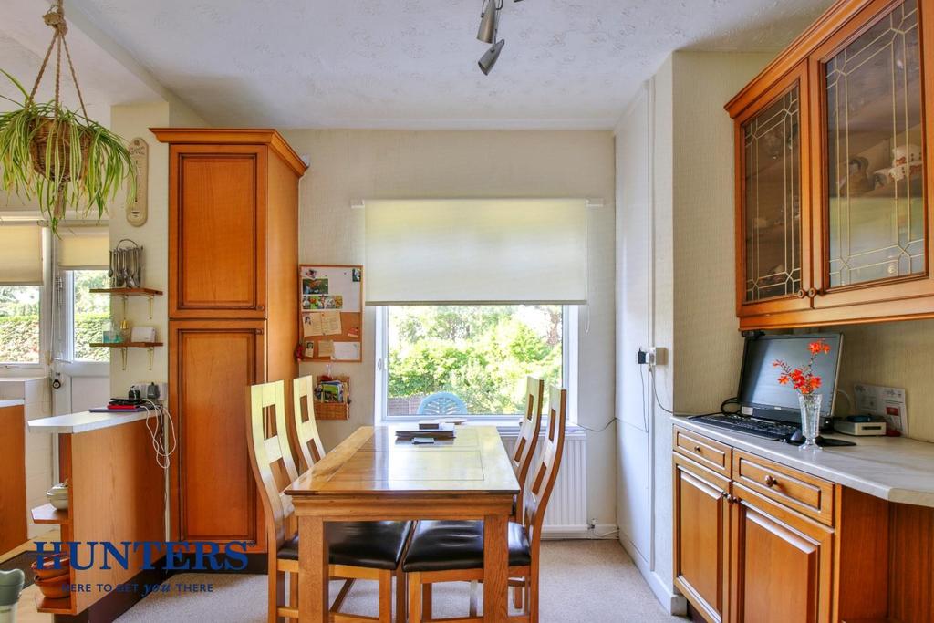 Kitchen / Breakfast Room