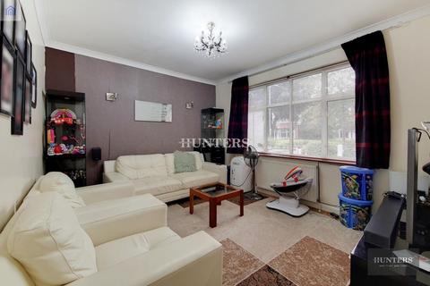 3 bedroom terraced house for sale - Morrab Gardens, Ilford, Essex, IG3