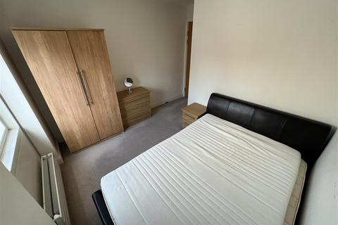 1 bedroom apartment to rent, One Park West, Kenyons Steps, Liverpool
