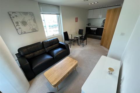 1 bedroom apartment to rent, One Park West, Kenyons Steps, Liverpool