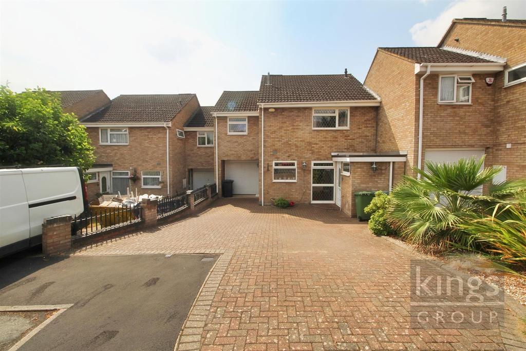 Upper Shott, Cheshunt, Waltham Cross 4 bed link detached house £640,000