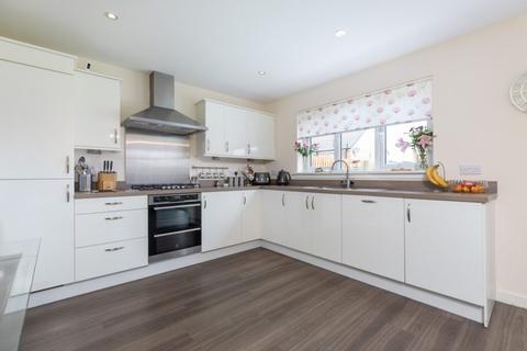 12 Bond Drive, Glasgow, G43 1AF