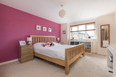 12 Bond Drive, Glasgow, G43 1AF