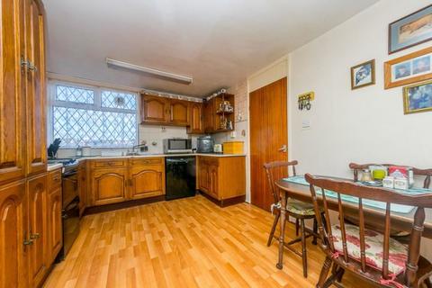 3 Bawn Path, Leeds, LS12 5QX