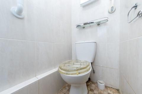3 Bawn Path, Leeds, LS12 5QX