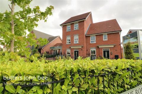 3 bedroom semi-detached house to rent, Holly Blue Road, Sandbach