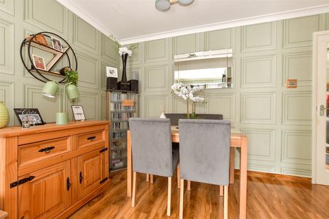 3 bedroom end of terrace house for sale, Perowne Way, Sandown, Isle of Wight