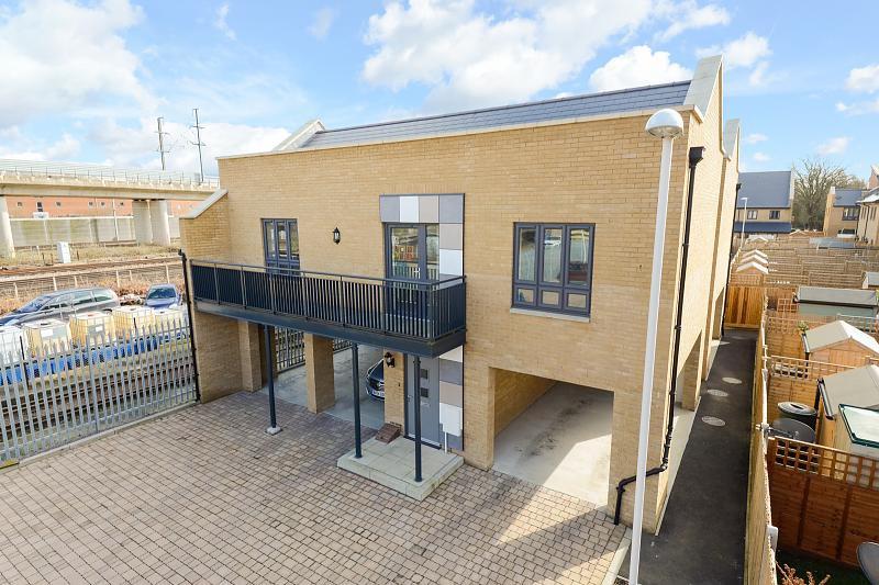 Samuel Peto Way, Ashford 1 bed flat £1,050 pcm (£242 pw)
