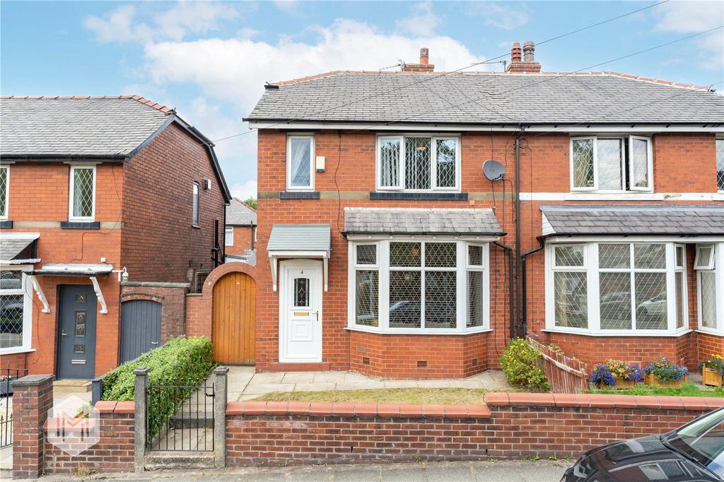 Southfield Avenue, Bury, Greater Manchester, BL9 3 bed semidetached