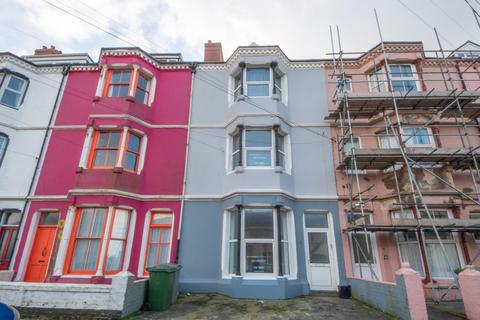 Flat 2, 9 Cambrian Terrace, Borth, SY24 5HU
