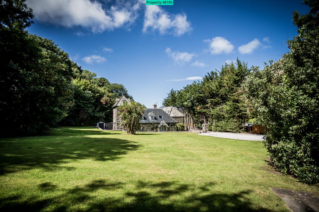 The Stables, Colwyn Road, Llandudno, LL30 4 bed detached house £1,795,000