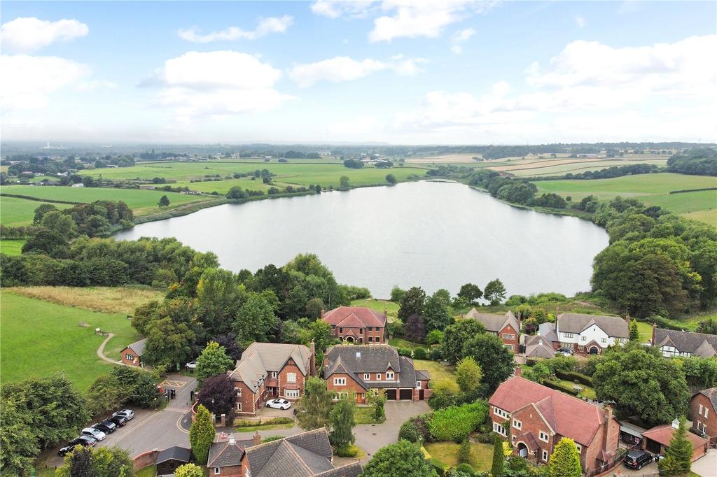 Jacobs Way, Pickmere, Knutsford... 6 bed detached house £1,000,000