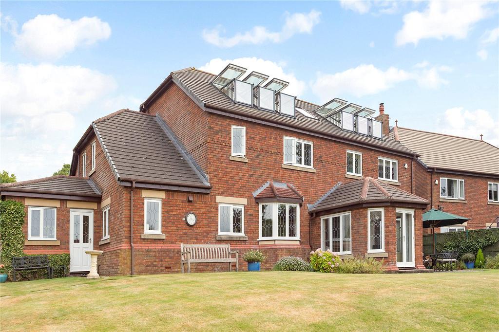Jacobs Way, Pickmere, Knutsford... 6 bed detached house £1,000,000