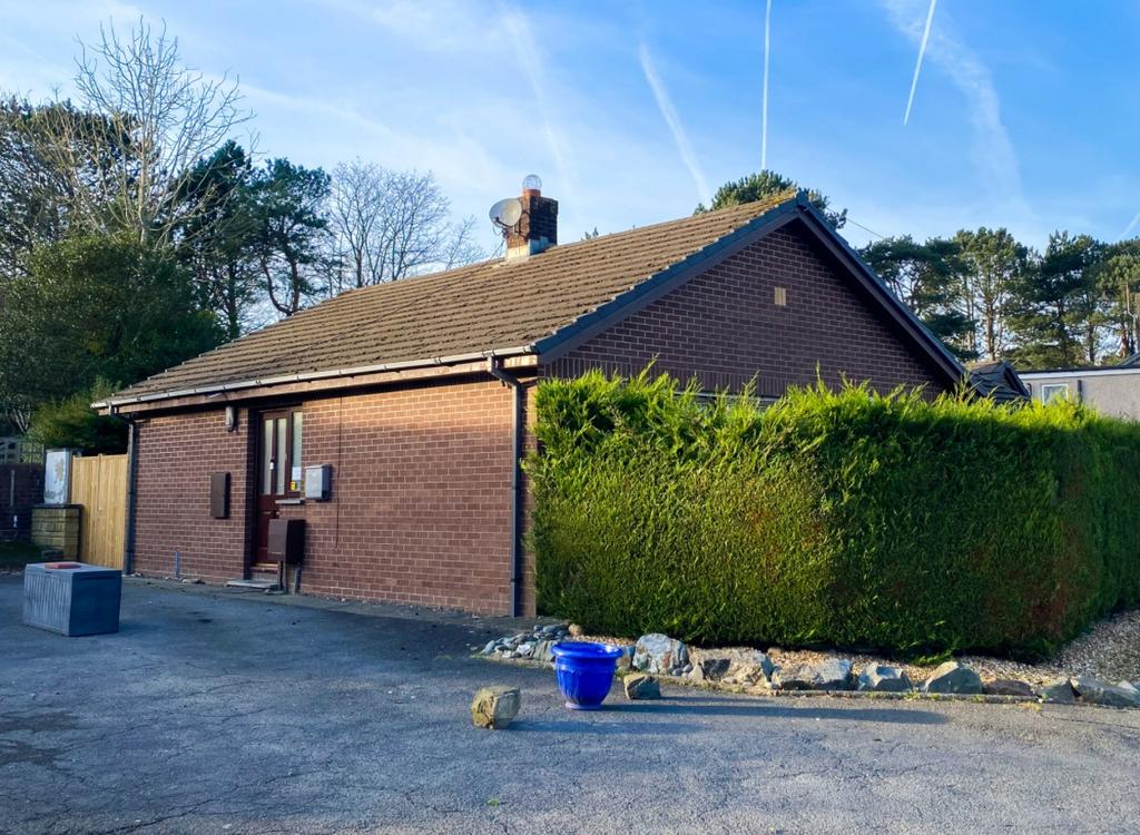 Waunfawr, Aberystwyth 3 bed detached bungalow for sale £295,000