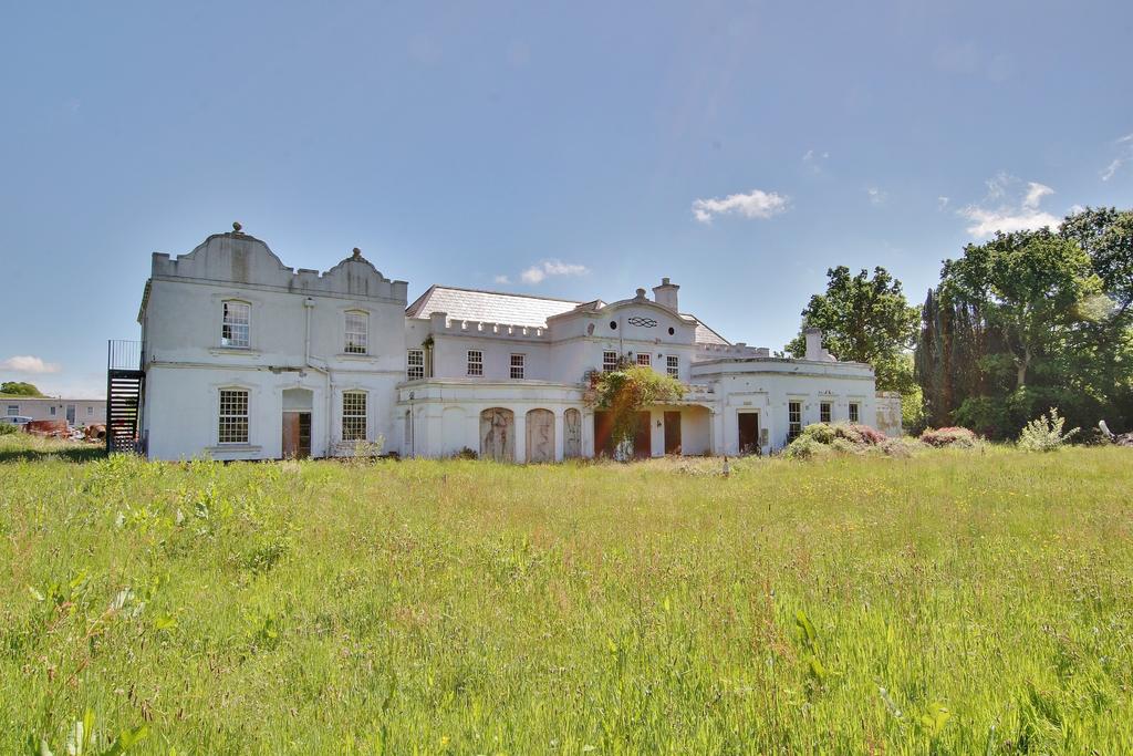 Tatchbury Lane, Winsor, Southampton 20 bed manor house for sale £