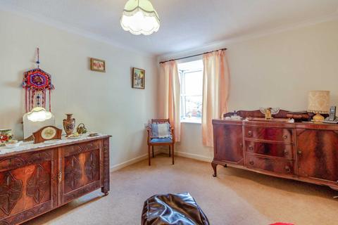 1 bedroom flat for sale - The Oldway Centre, Monmouth