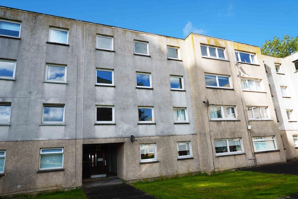 Easdale, East Kilbride G74 3 bed flat for sale £70,000