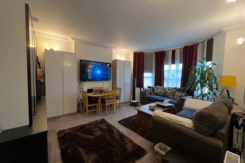 2 bedroom apartment for sale, Finchley Road, London, NW3