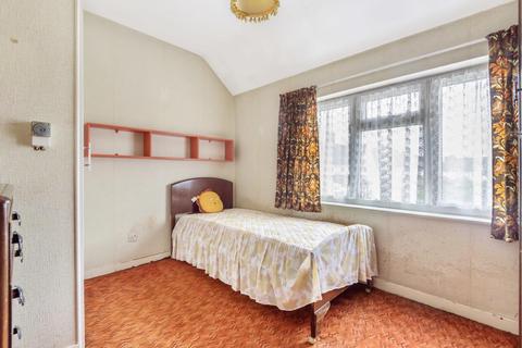 26 Raymond Road, Beckenham, BR3 4AR