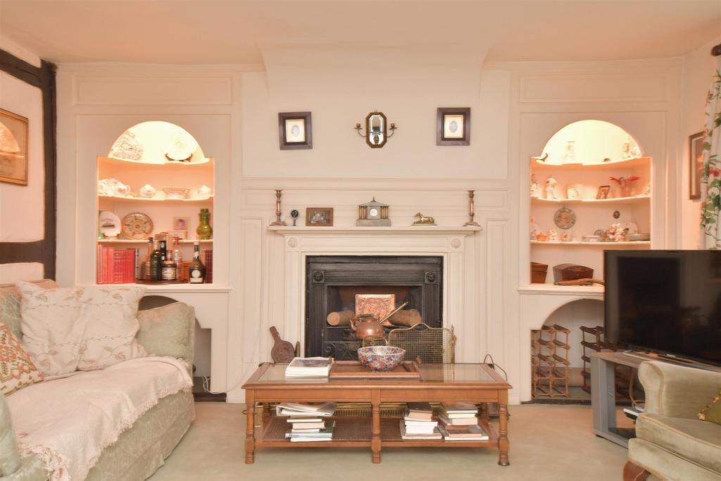 Internal Feature