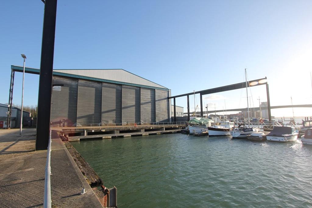 Quay 2.JPG