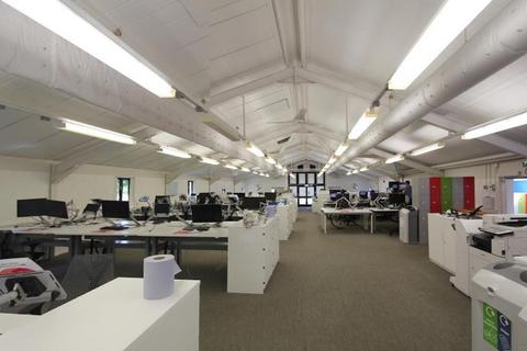 Office to rent, North And South Lodge, Carlton House, Ringwood Road, Southampton, SO40 7HT