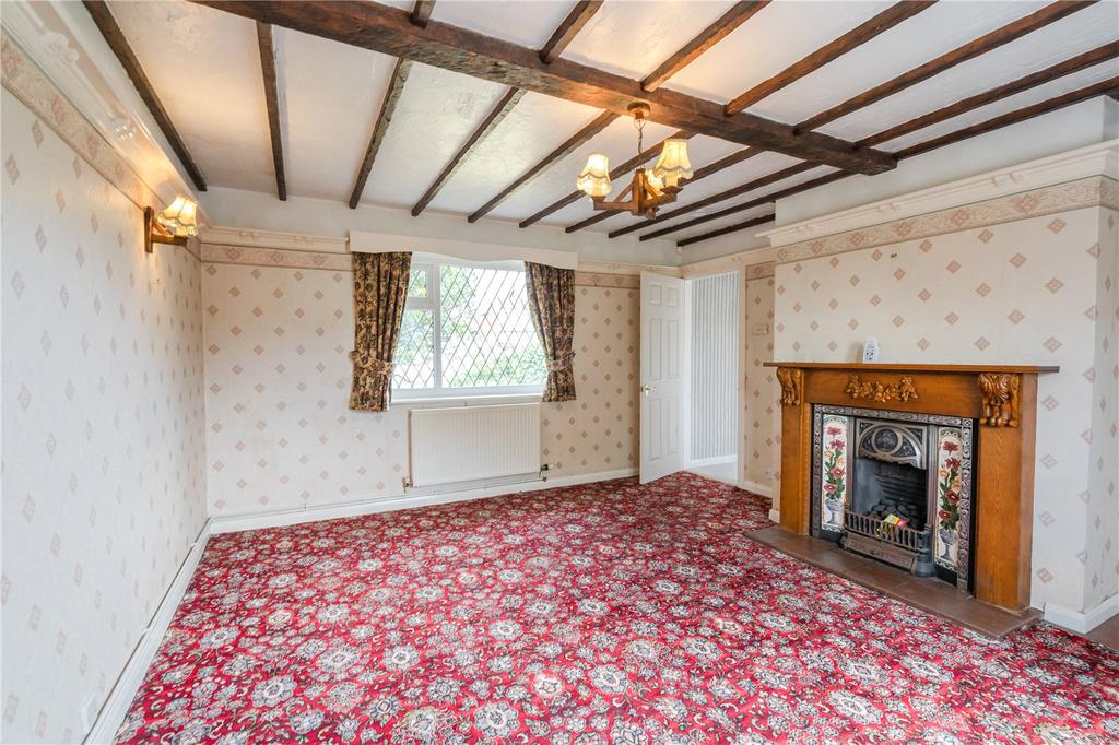 Living Room (2)
